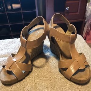 Strap Wedge Shoes